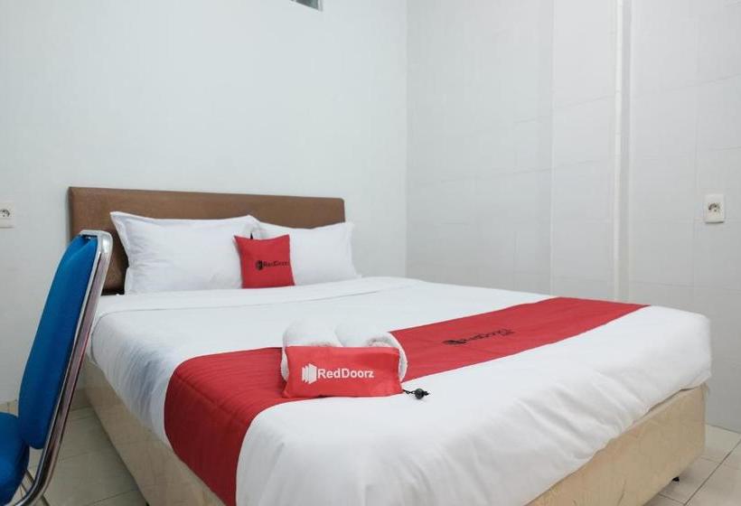 膳宿费 Reddoorz Near Universitas Sisingamangaraja Medan
