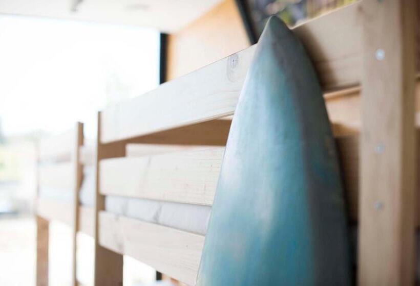 Moana Eco Surf House   Hostel