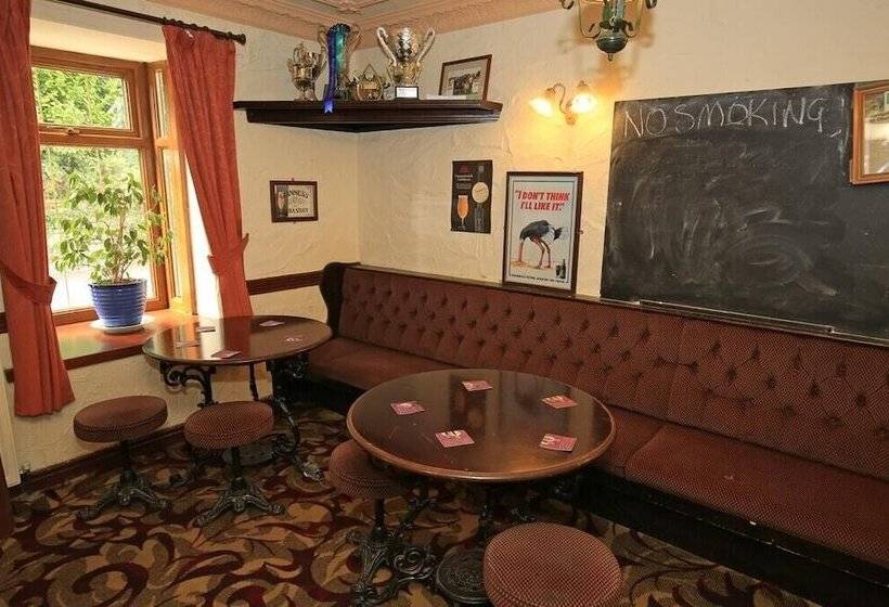 ユースホステル The Navigation Tavern