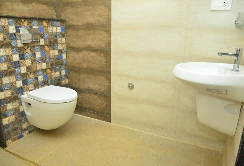 Bed and Breakfast The Surrya Max Residency