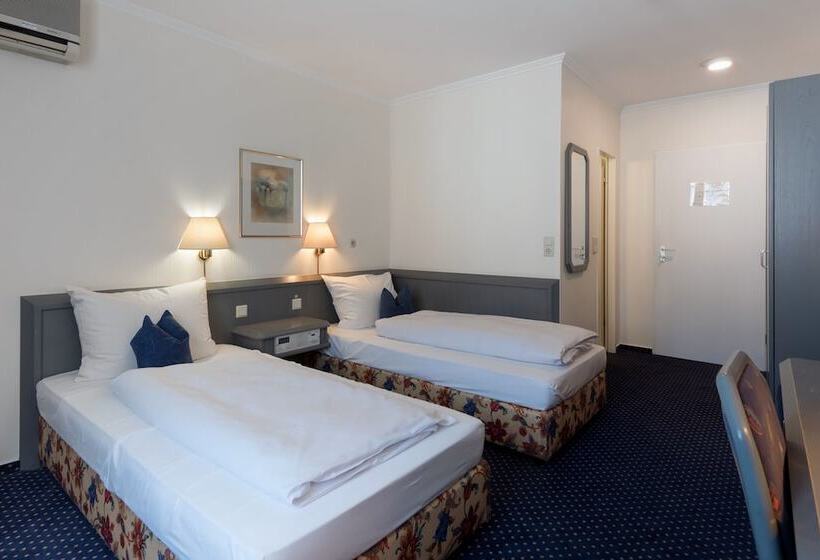 هتل Belmont Classic