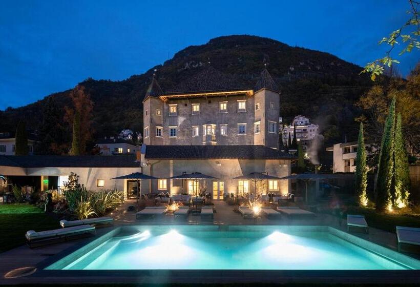 هتل Castel Hortenberg