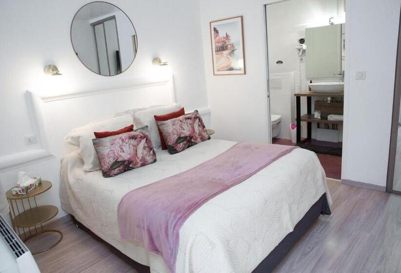 فندق Des Dauphins