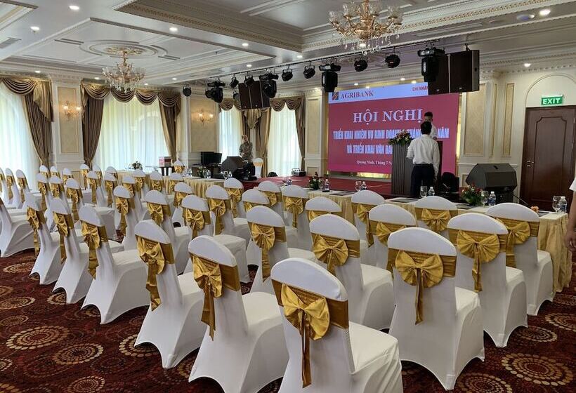 هتل Dragon Legend