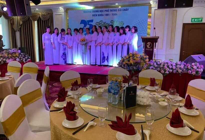 هتل Dragon Legend