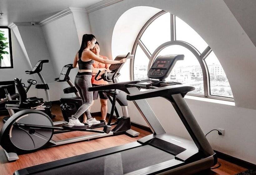 هتل Dragon Legend