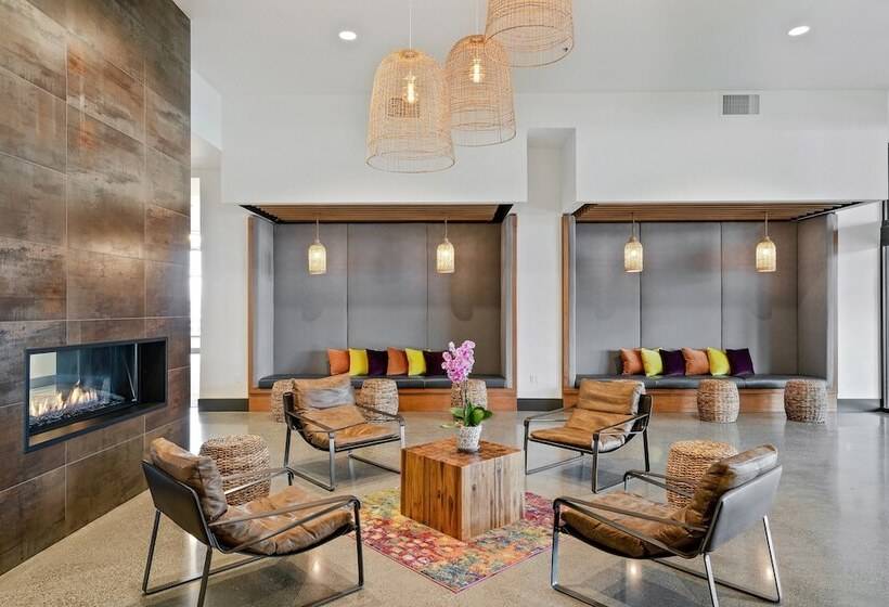 فندق Indigo Seattle Everett Waterfront Place, An Ihg