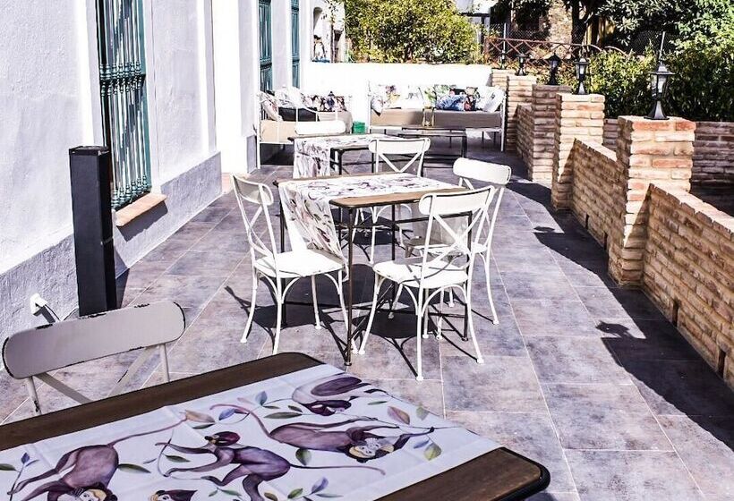 Отель Luz Almonaster