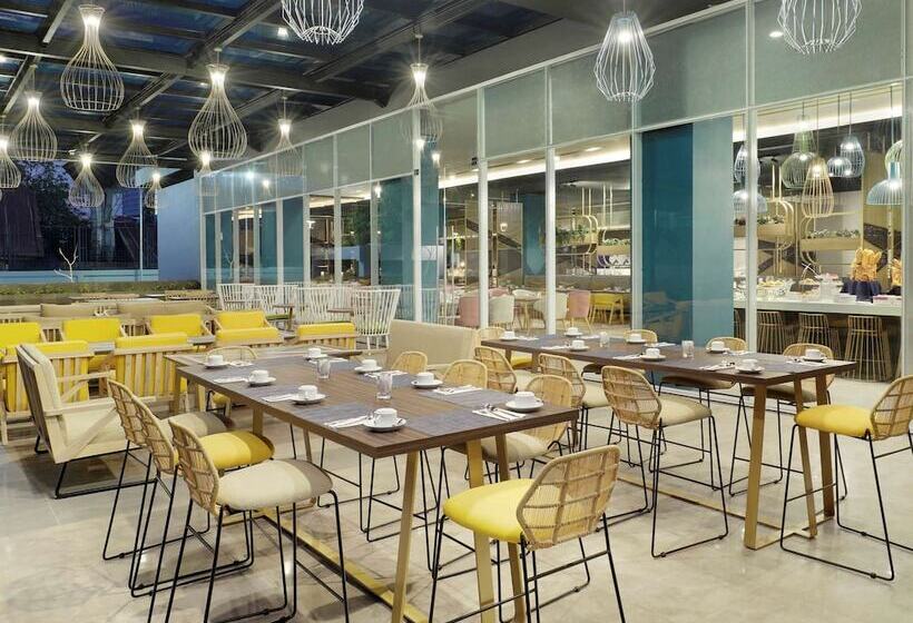 هتل Mercure Makassar Nexa Pettarani