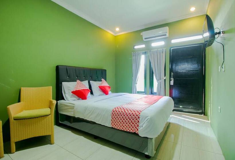호텔 Oyo 1014 Bettah Coba 2 Sukabumi
