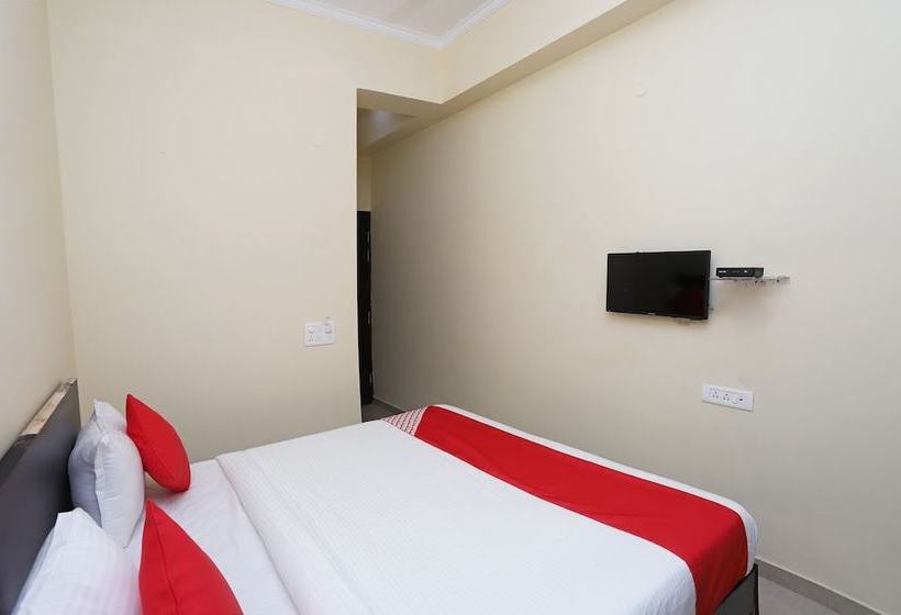 호텔 Oyo Flagship 43667 Namoli