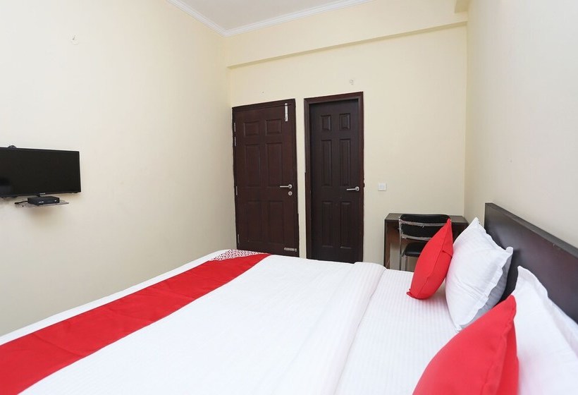 호텔 Oyo Flagship 43667 Namoli