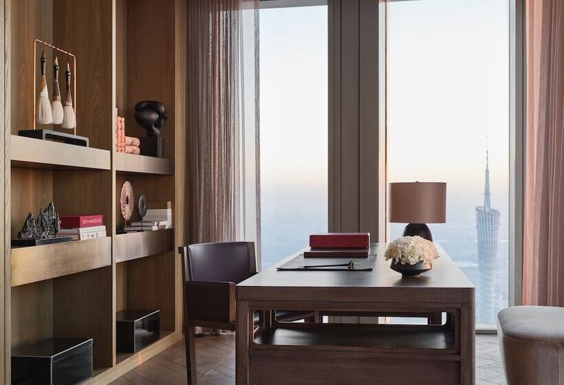 Отель Rosewood Guangzhou