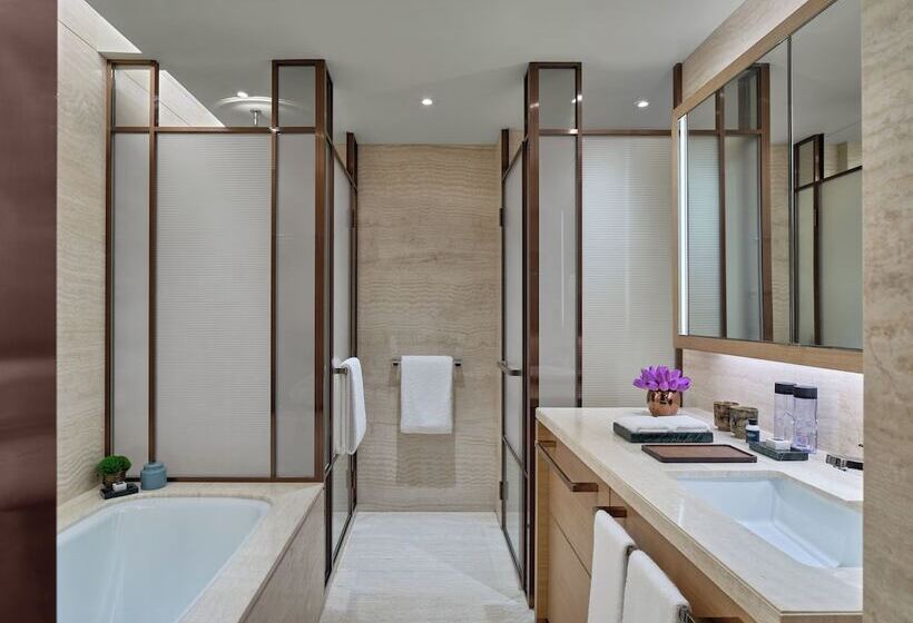 Отель Rosewood Guangzhou