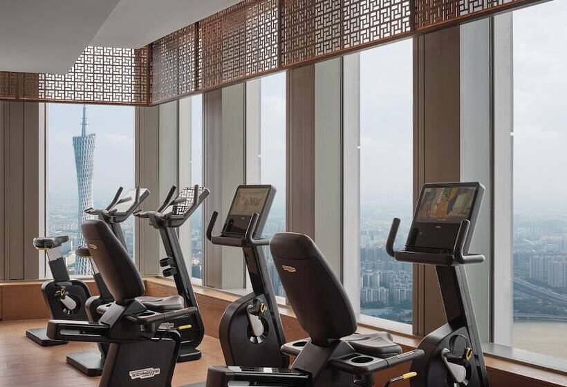 Отель Rosewood Guangzhou