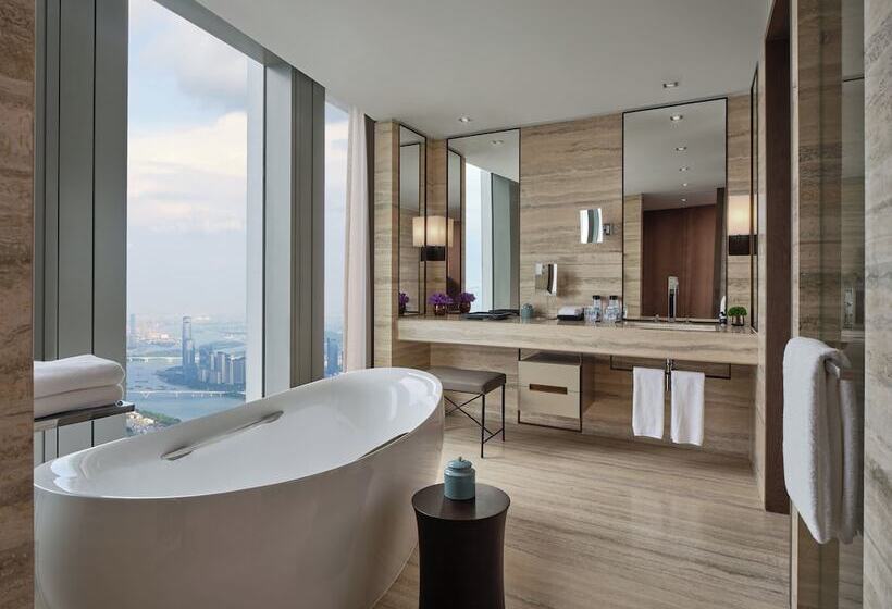 Отель Rosewood Guangzhou