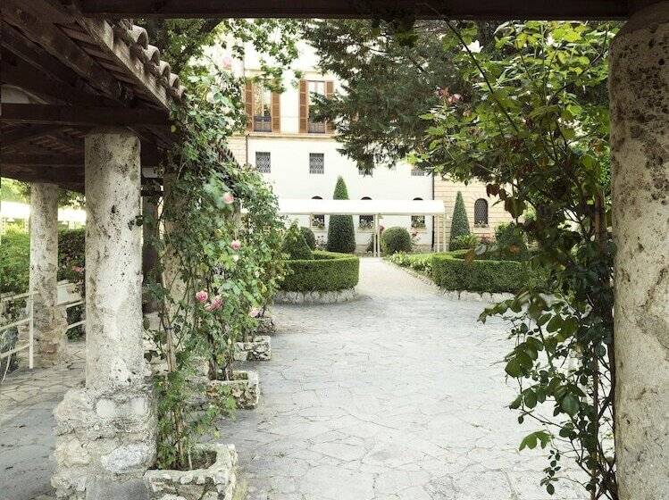 فندق Villa Corallo