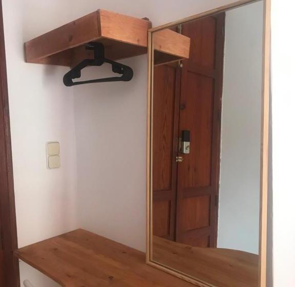 بنسيون Ca De L Alfas