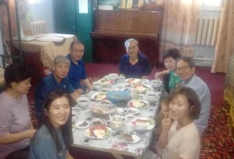 ペンション Family Guest House   Friends J