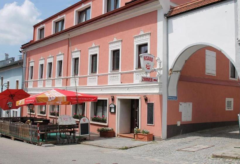 ペンション Gasthof Cafe Risano
