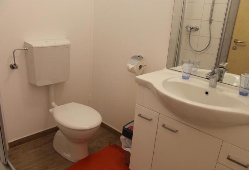 ペンション Gasthof Cafe Risano