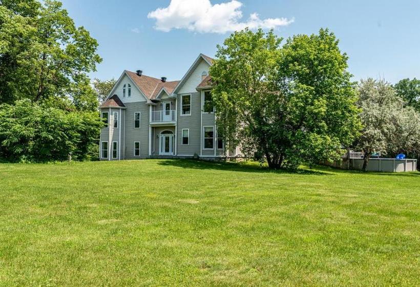 פנסיון Sunpac Lofts