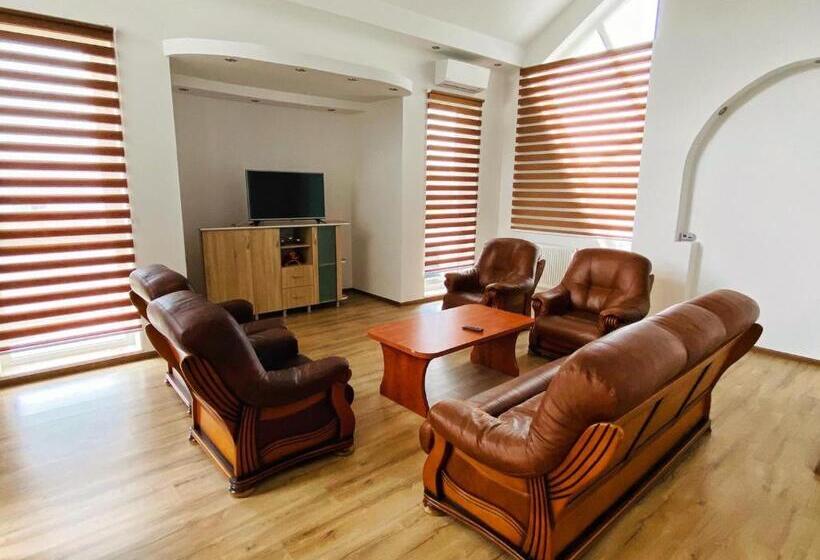 Пансион Vila Nei