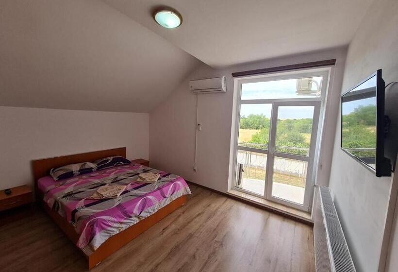 Пансион Vila Nei