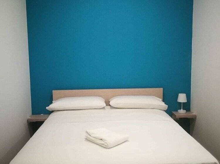 مبيت وإفطار Borgo Marinaro