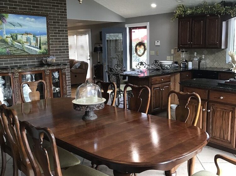 مبيت وإفطار Swans Landing