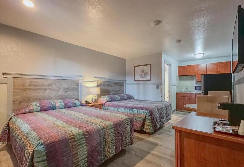 Emerald Best Motel