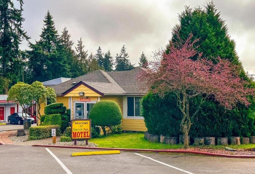 Emerald Best Motel