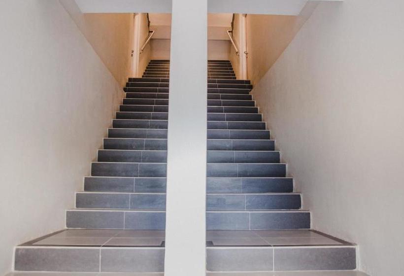 בית מלון כפרי Phoenix