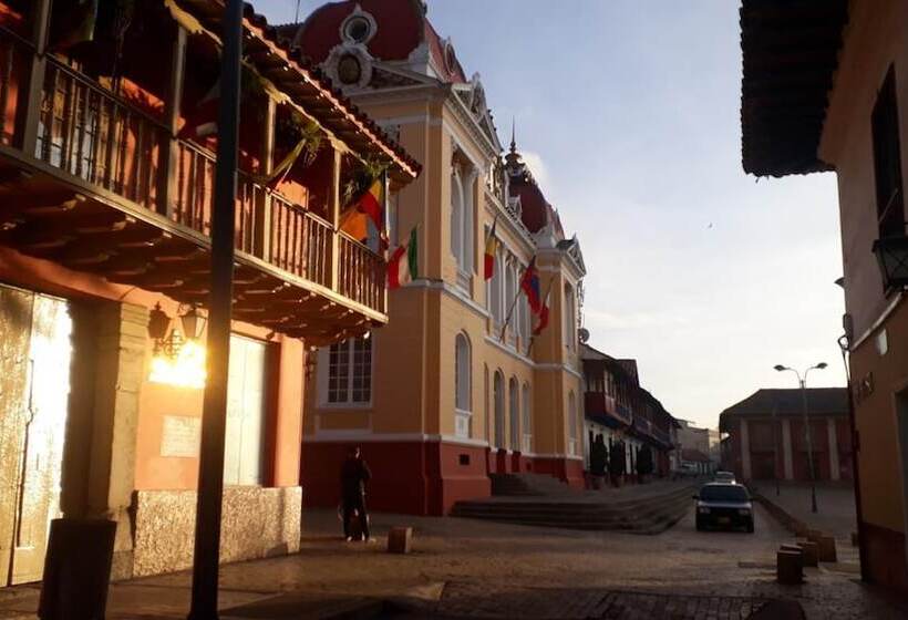 펜션 Hostel Casa Del Arbol