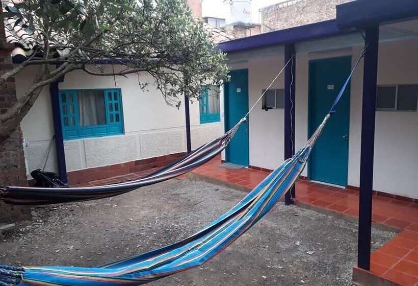 펜션 Hostel Casa Del Arbol