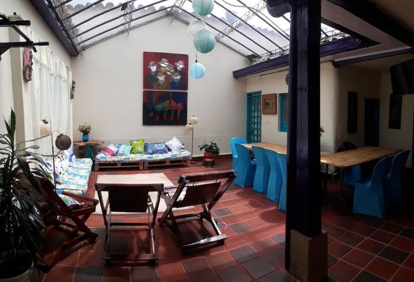 펜션 Hostel Casa Del Arbol