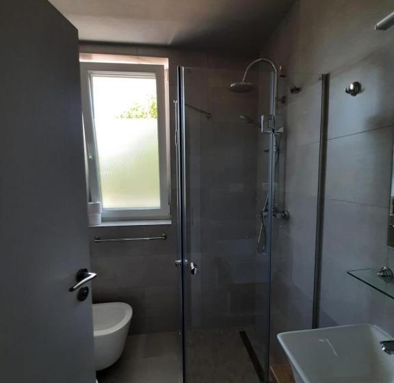 Пансион Octogon