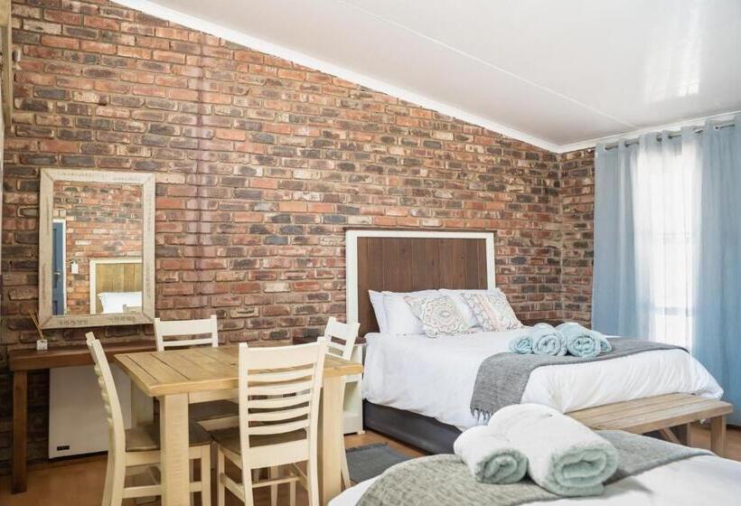 פנסיון Opstal Guestfarm