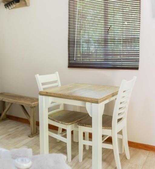 פנסיון Opstal Guestfarm