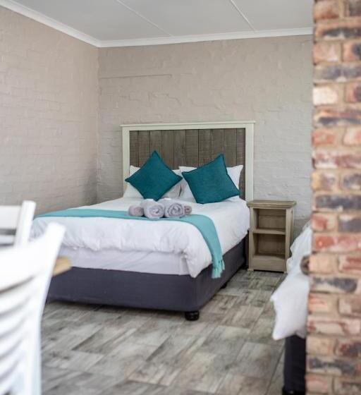 פנסיון Opstal Guestfarm