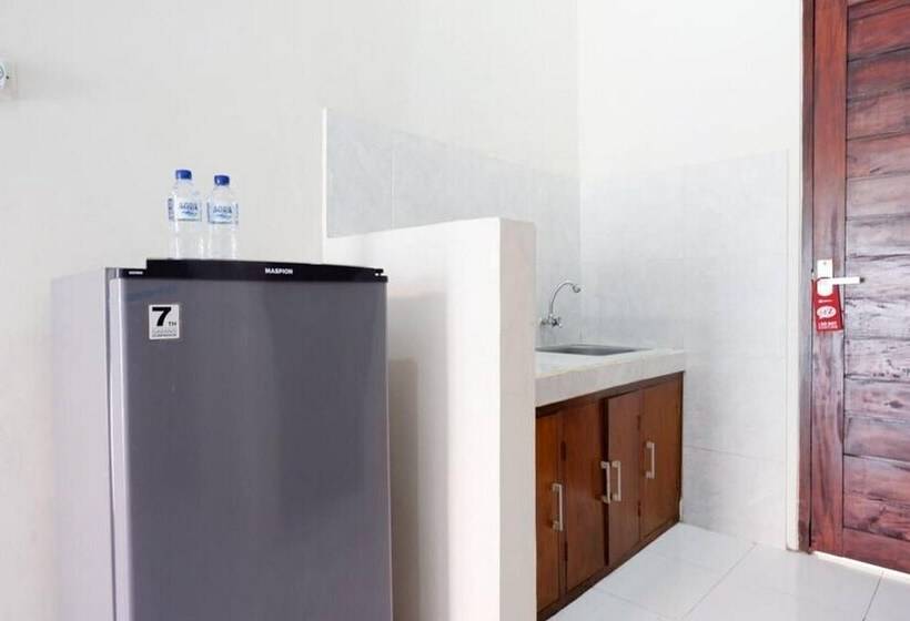 膳宿费 Reddoorz Near Mertasari Beach