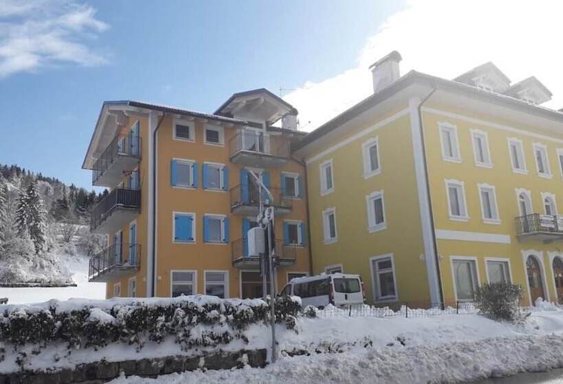 פנסיון Rosticaffè