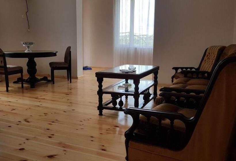 پانسیون Villalia