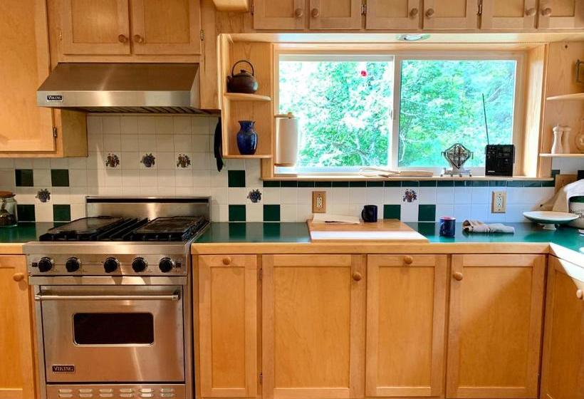 Sourdough Sunrise B&b