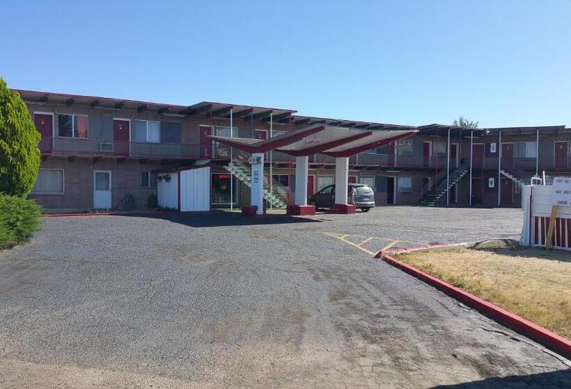 Thunder Bird Motel