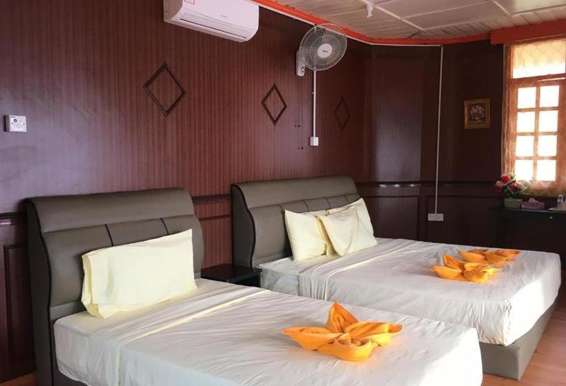 Villamas Perhentian Resort