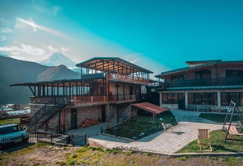 تختخواب و صبحانه Vache