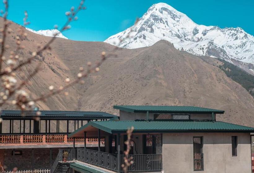 تختخواب و صبحانه Vache