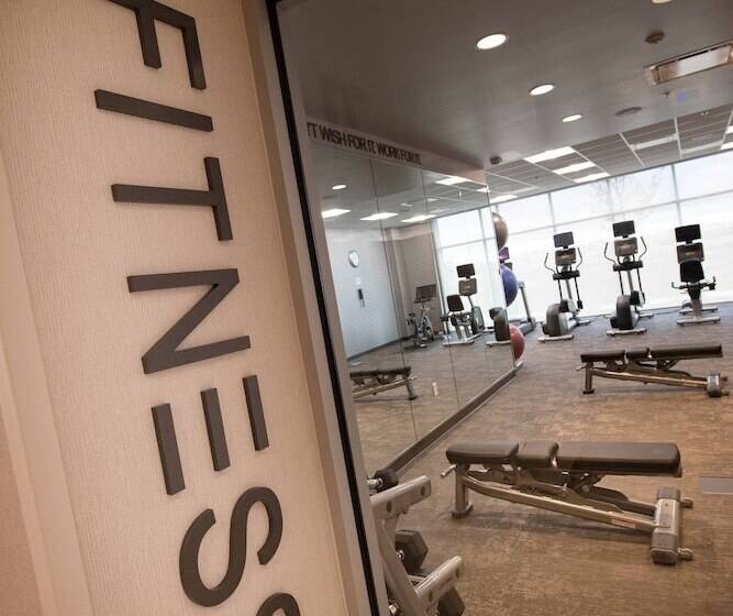 ホテル Fairfield By Marriott Edmonton International Airport