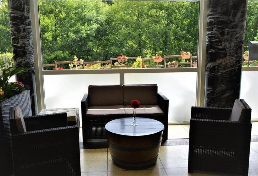 בית מלון כפרי Les Rocks